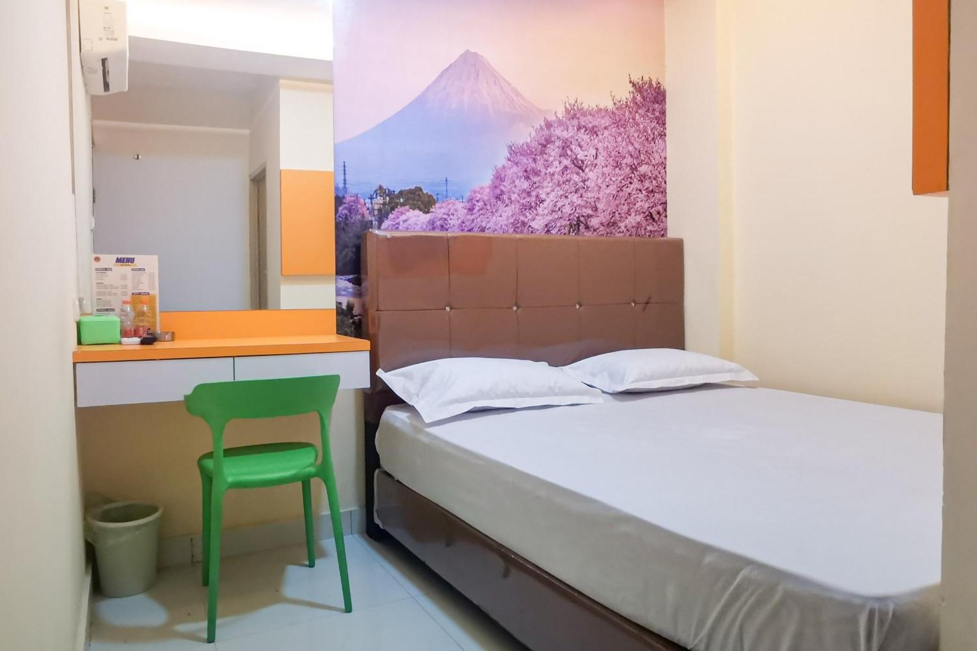 ג'קרטה Tng Hotel Redpartner מראה חיצוני תמונה